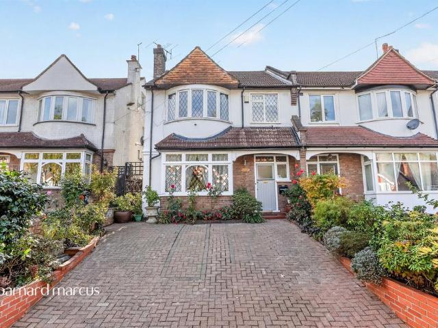 5 bedroom terraced house for sale