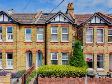 5 bedroom terraced house for sale