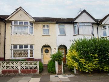 5 bedroom terraced house for sale