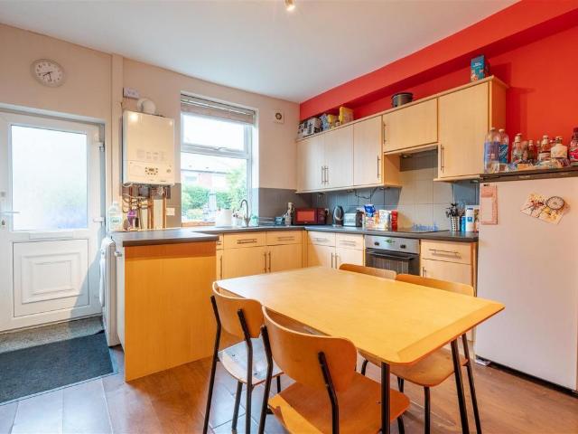 5 bedroom terraced house for sale