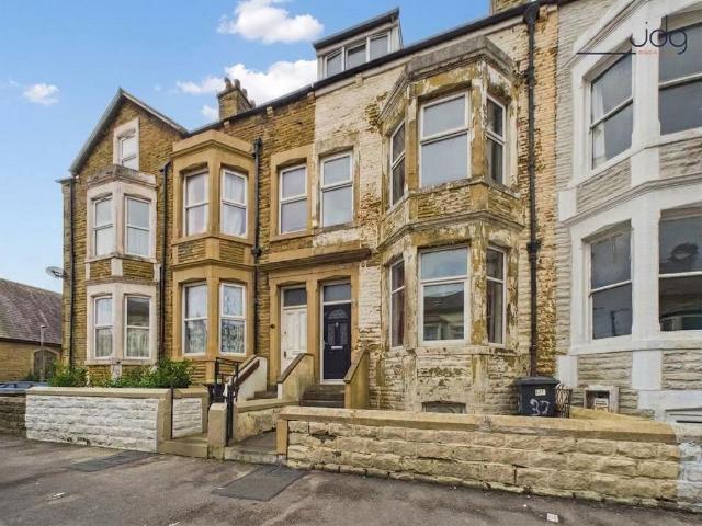 5 bedroom terraced house for sale
