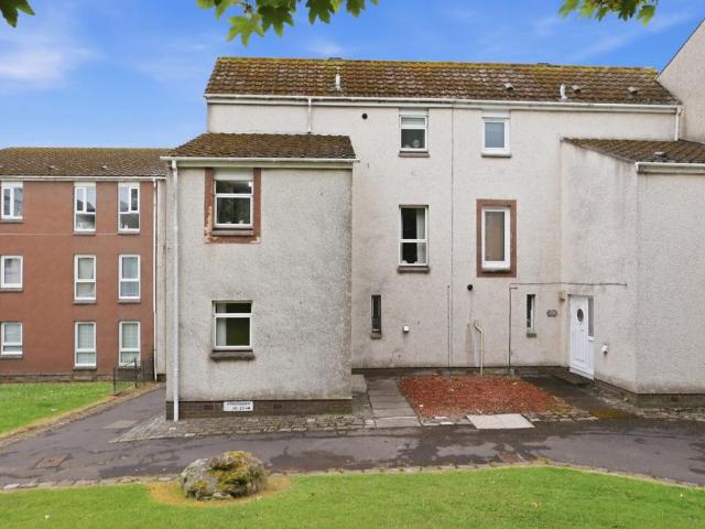 5 bedroom terraced house for sale