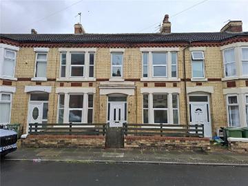 5 bedroom terraced house for sale