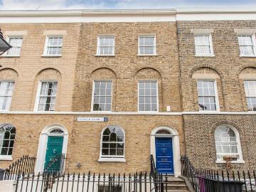 5 bedroom terraced house for sale