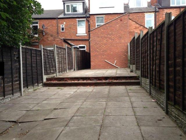 5 bedroom terraced house for sale