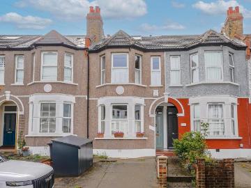 5 bedroom terraced house for sale