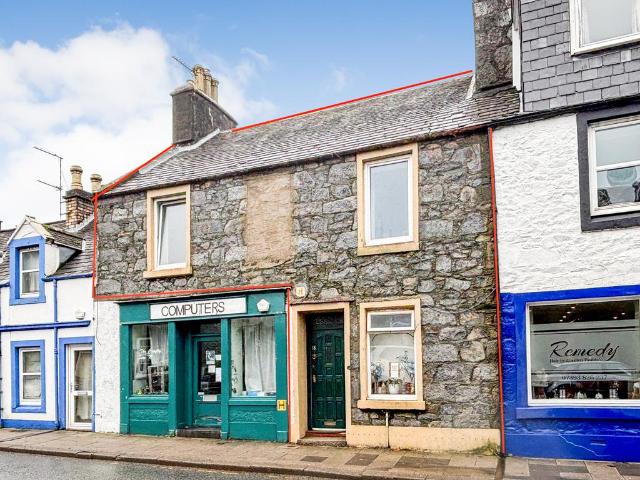 5 bedroom terraced house for sale