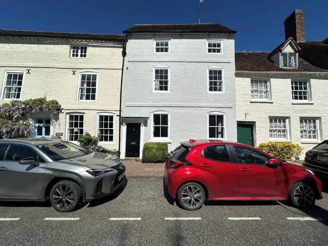 5 bedroom townhouse for sale
