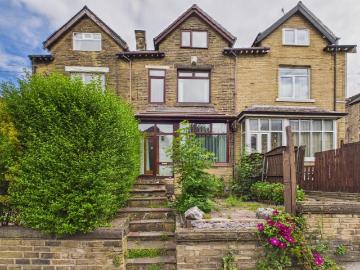 5 bedroom terraced house for sale