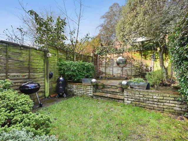 5 bedroom terraced house for sale