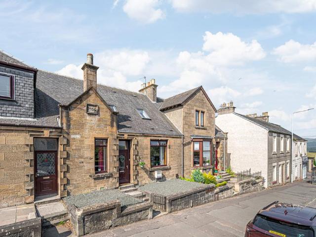 5 bedroom terraced house for sale
