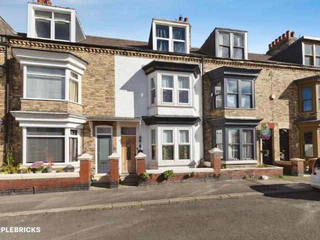 5 bedroom terraced house for sale