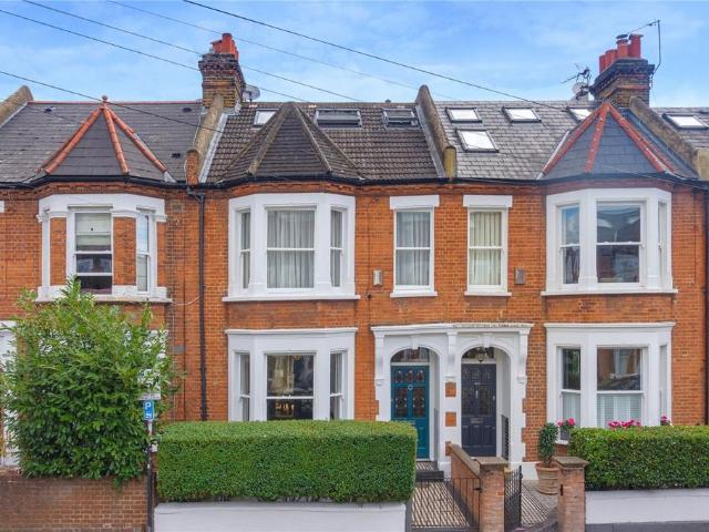 5 bedroom terraced house for sale
