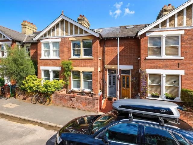 5 bedroom terraced house for sale