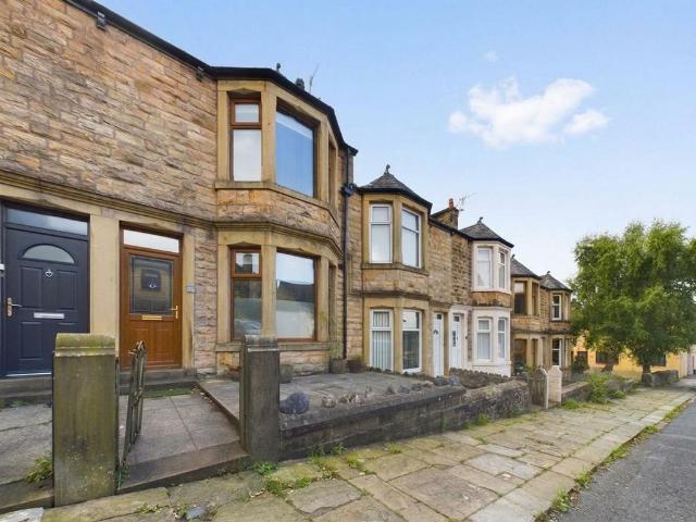 5 bedroom terraced house for sale
