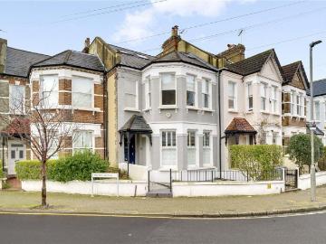 5 bedroom terraced house for sale
