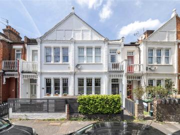 5 bedroom terraced house for sale