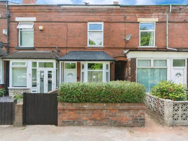 5 bedroom terraced house for sale
