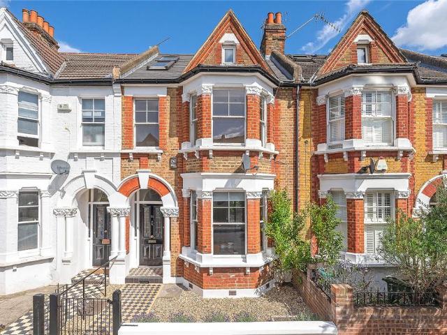 5 bedroom terraced house for sale