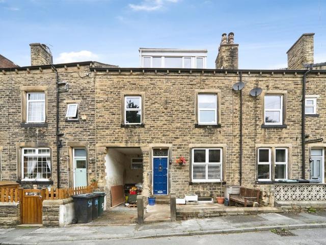 5 bedroom terraced house for sale