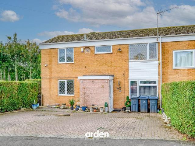 5 bedroom terraced house for sale