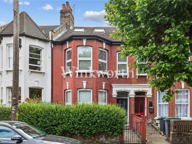 5 bedroom terraced house for sale