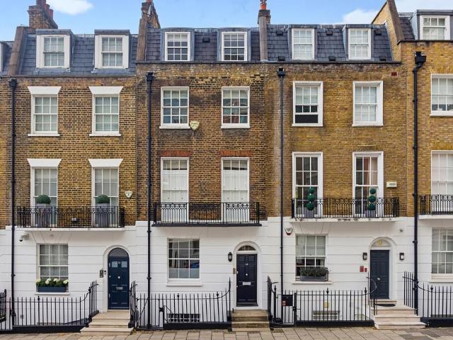 5 bedroom terraced house for sale