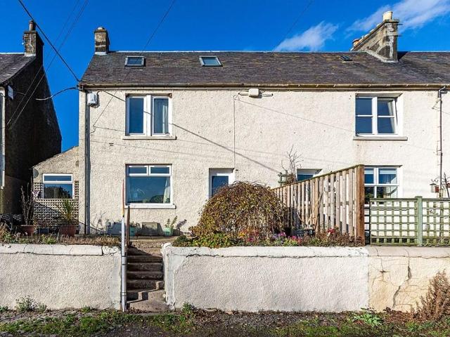 5 bedroom terraced house for sale