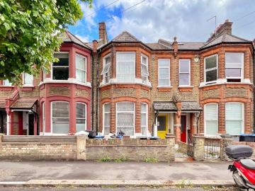 5 bedroom terraced house for sale