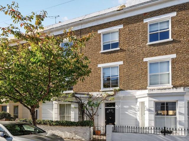 5 bedroom terraced house for sale