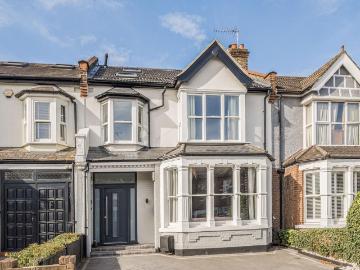 5 bedroom terraced house for sale