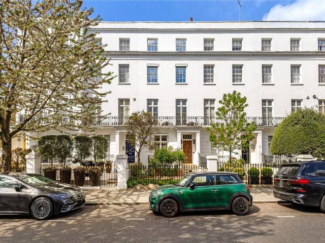 5 bedroom terraced house for sale