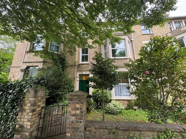 5 bedroom terraced house for sale