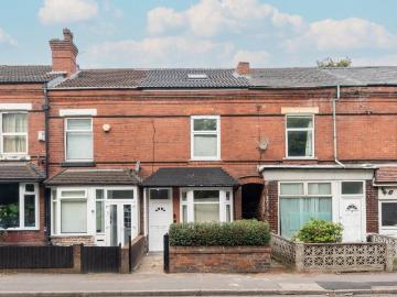 5 bedroom terraced house for sale