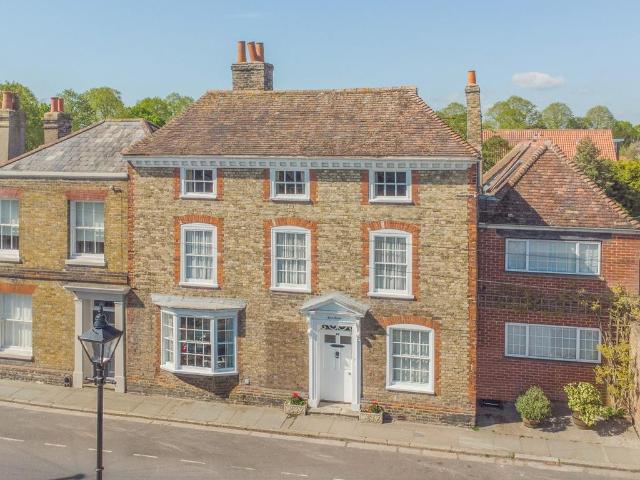 5 bedroom terraced house for sale