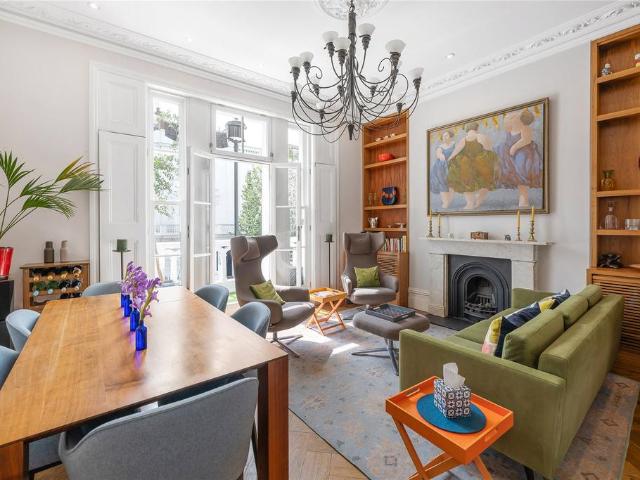 5 bedroom terraced house for sale