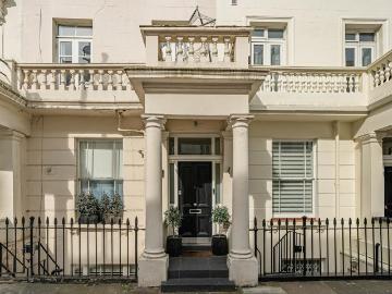 Eccleston Square, London, Greater London