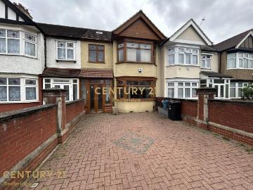 5 bedroom terraced house for sale