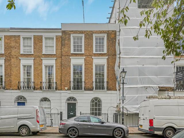 5 bedroom terraced house for sale