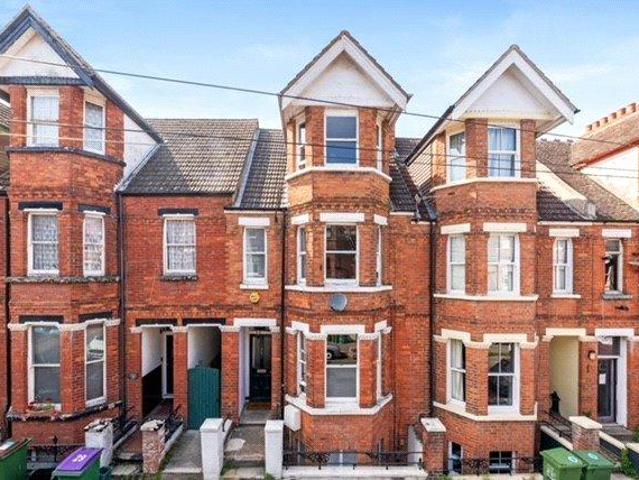5 bedroom terraced house for sale