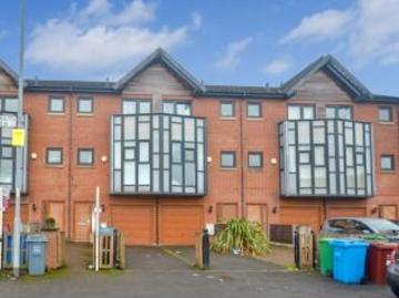 5 bedroom townhouse for sale