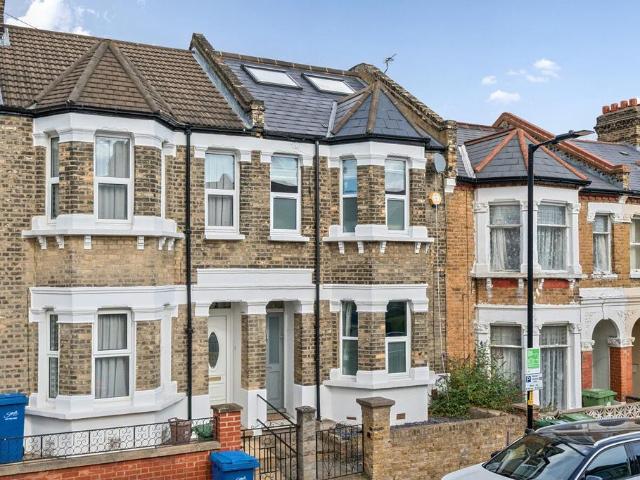 5 bedroom terraced house for sale