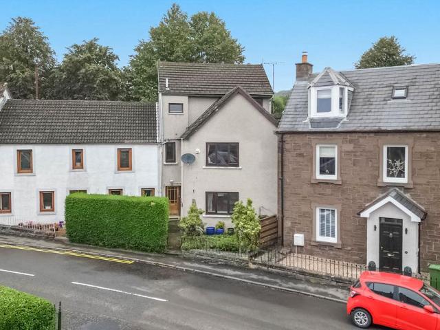 5 bedroom terraced house for sale