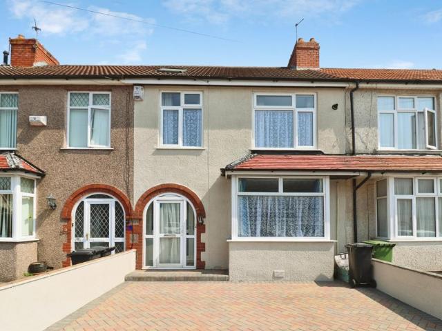 5 bedroom terraced house for sale