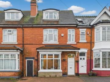5 bedroom terraced house for sale