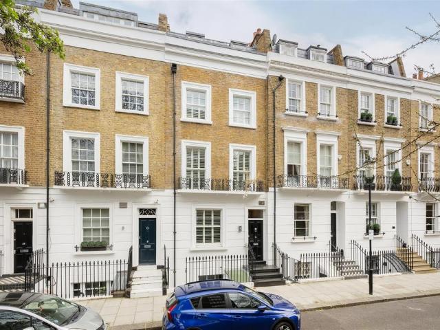 5 bedroom terraced house for sale