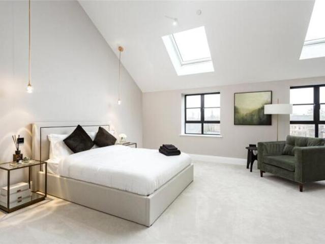 5 bedroom terraced house for sale in Fulford Road, Fishergate, York, YO10