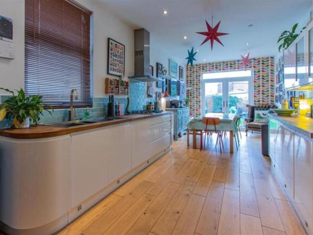5 bedroom terraced house for sale in Roath Court Road, Roath, Cardiff, CF24