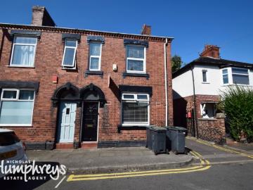 5 bedroom Terraced House To Let