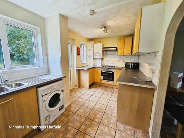 5 bedroom Terraced House To Let
